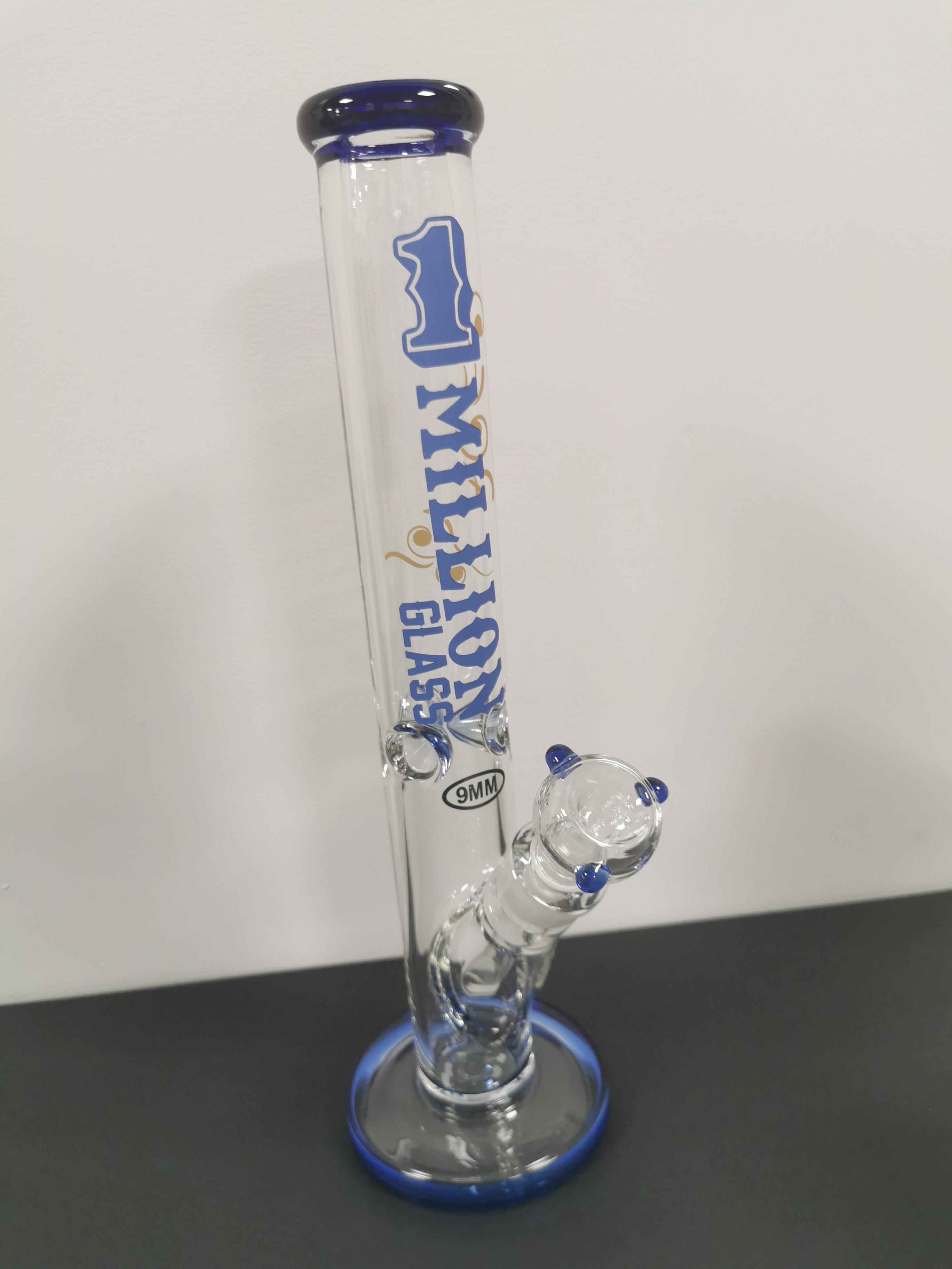 Clear/Blue Bong - 1million Glass16in