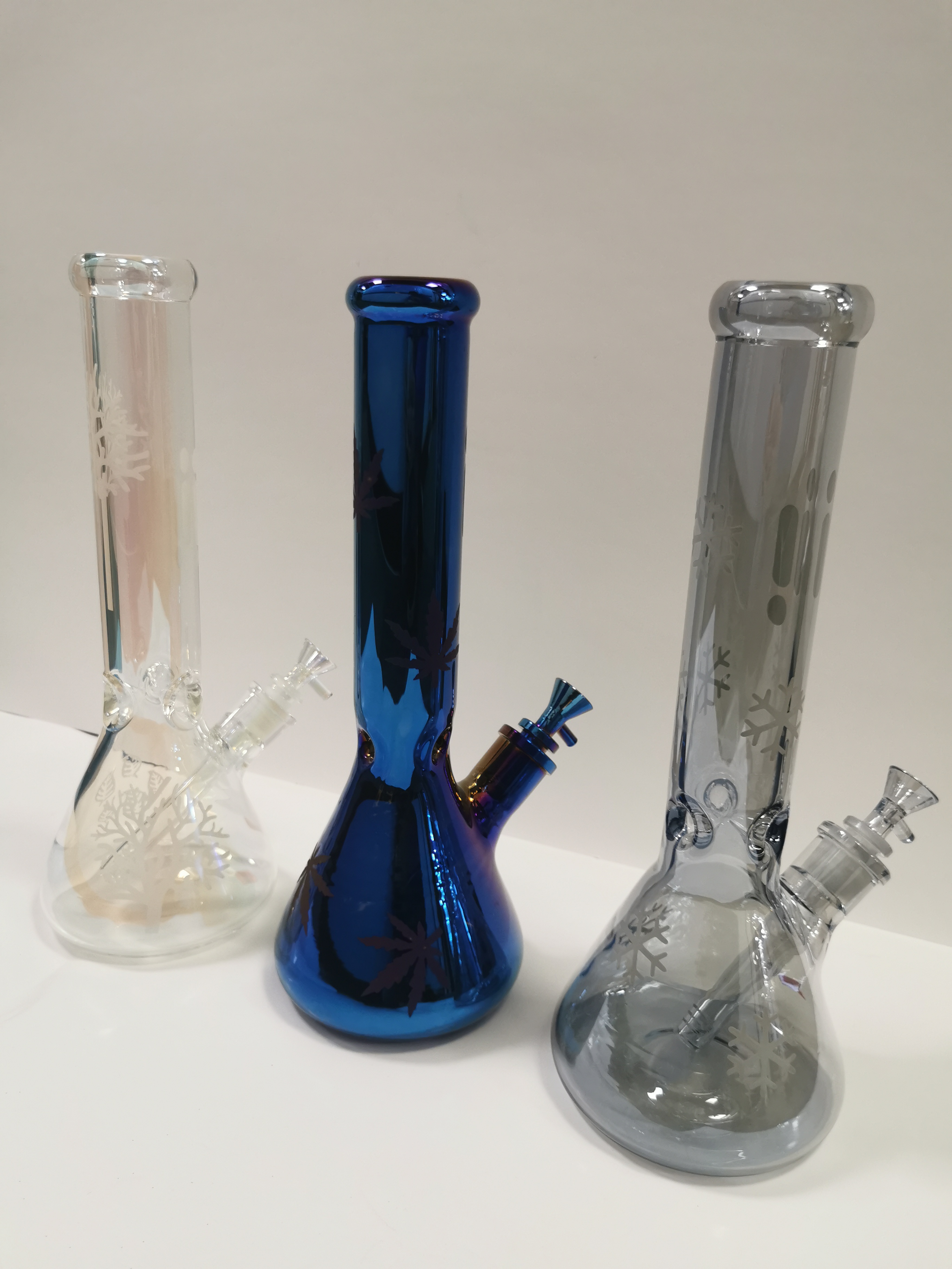AQUA Bong Assorted Designs/Colors ABADC